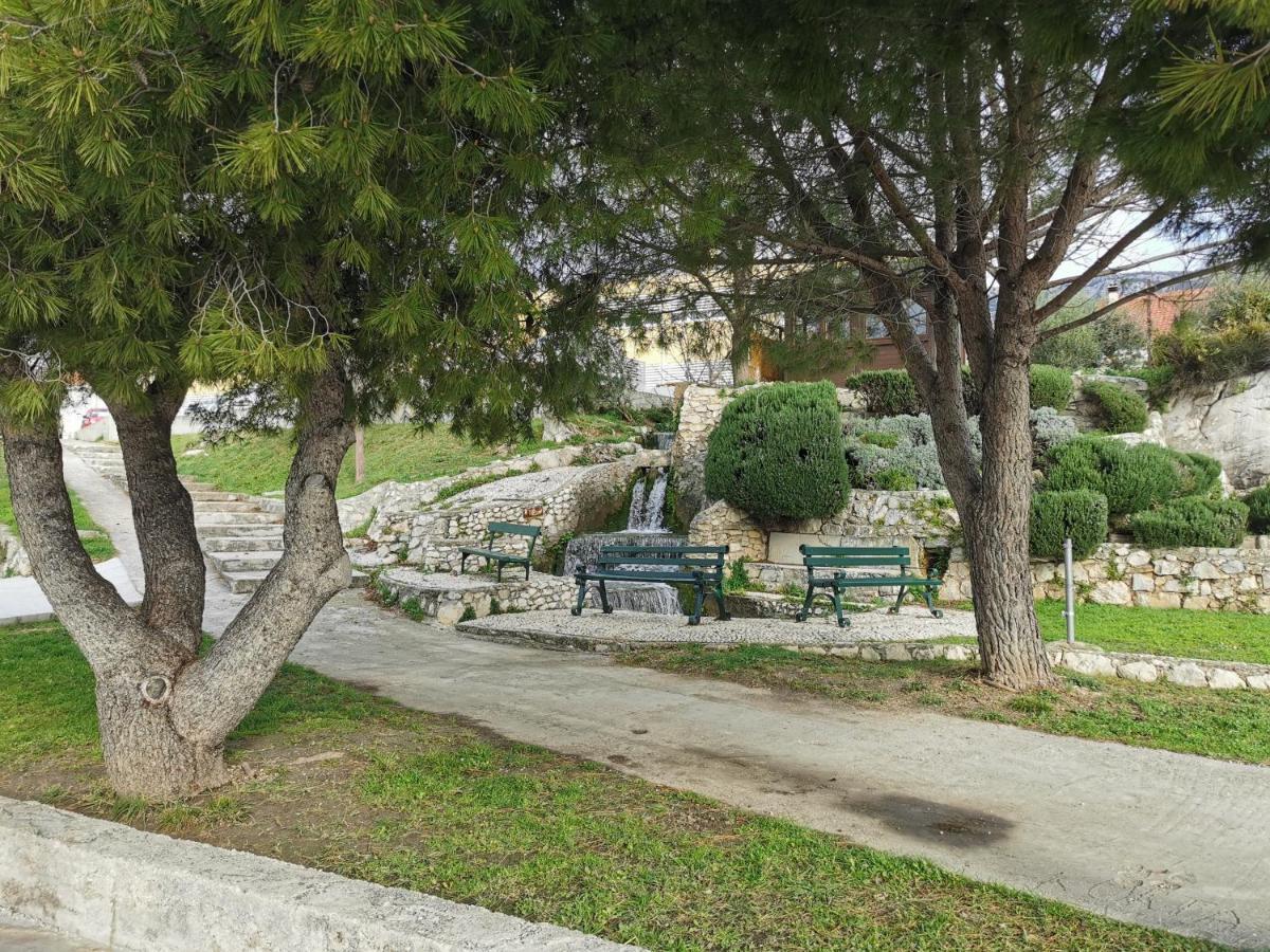3 Bedrooms Apartman Dmt Kastela Luaran gambar