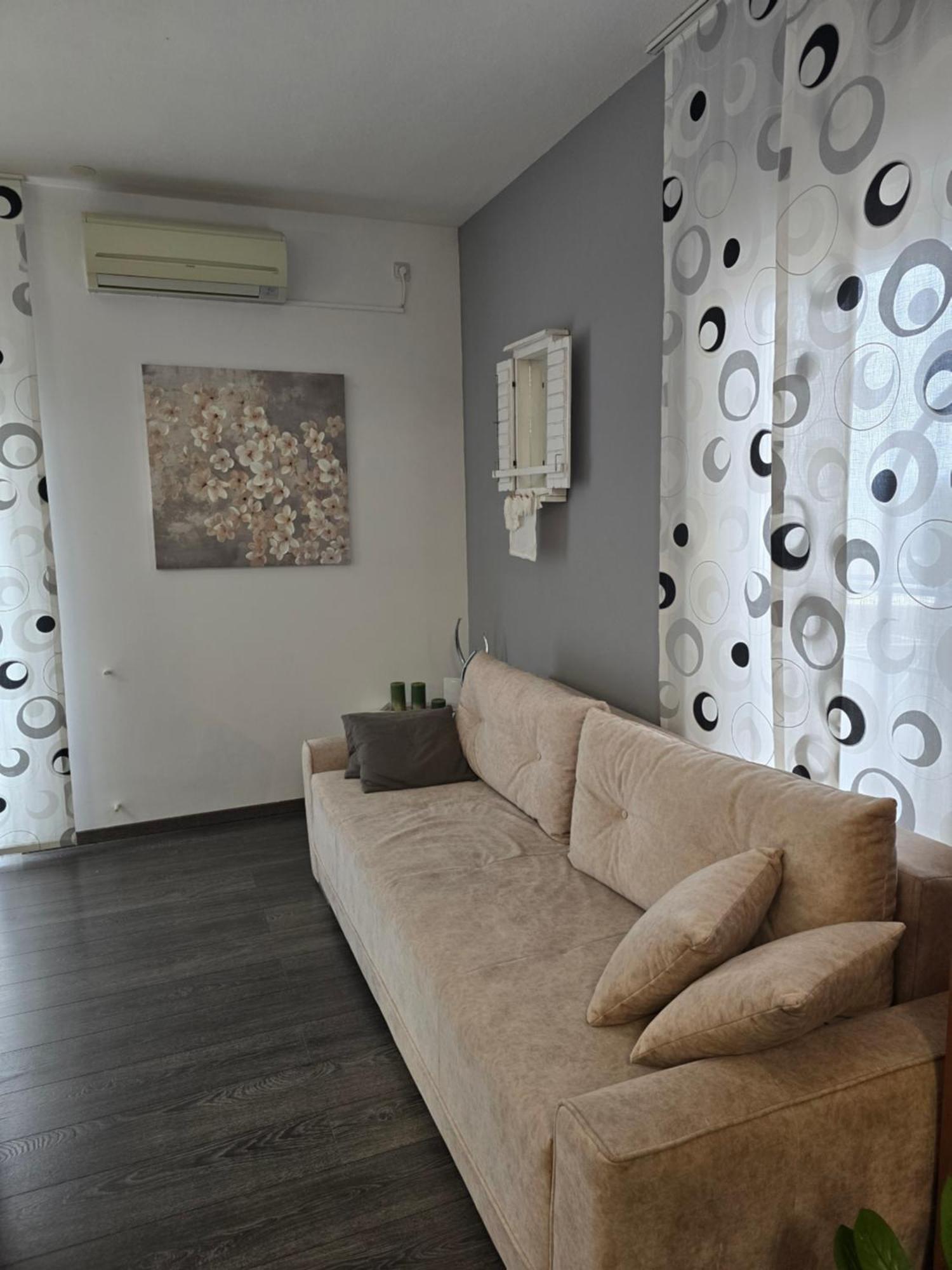 3 Bedrooms Apartman Dmt Kastela Luaran gambar