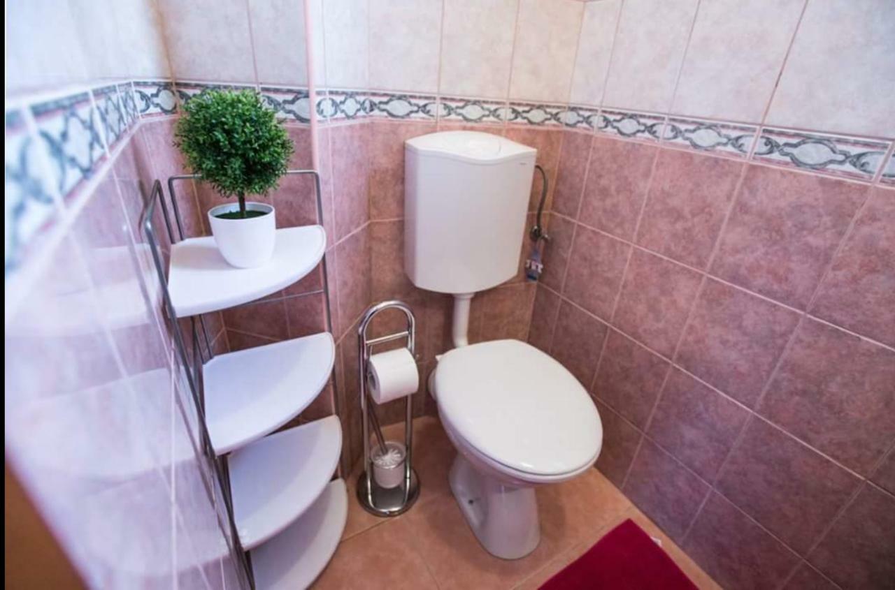 3 Bedrooms Apartman Dmt Kastela Luaran gambar